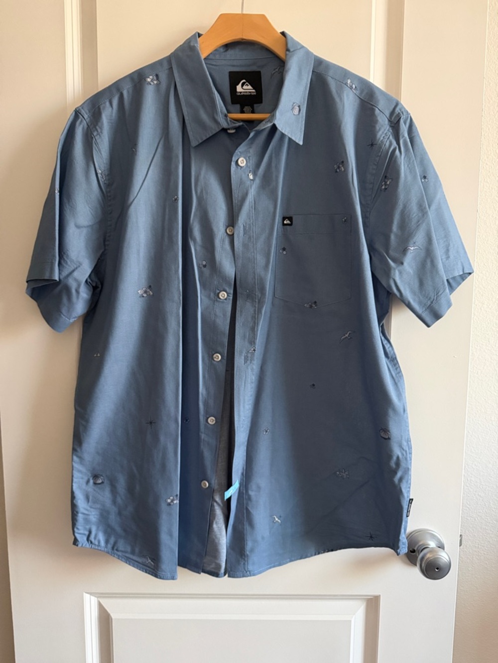 Quiksilver Light Blue Short Sleeve Button-Down Shirt